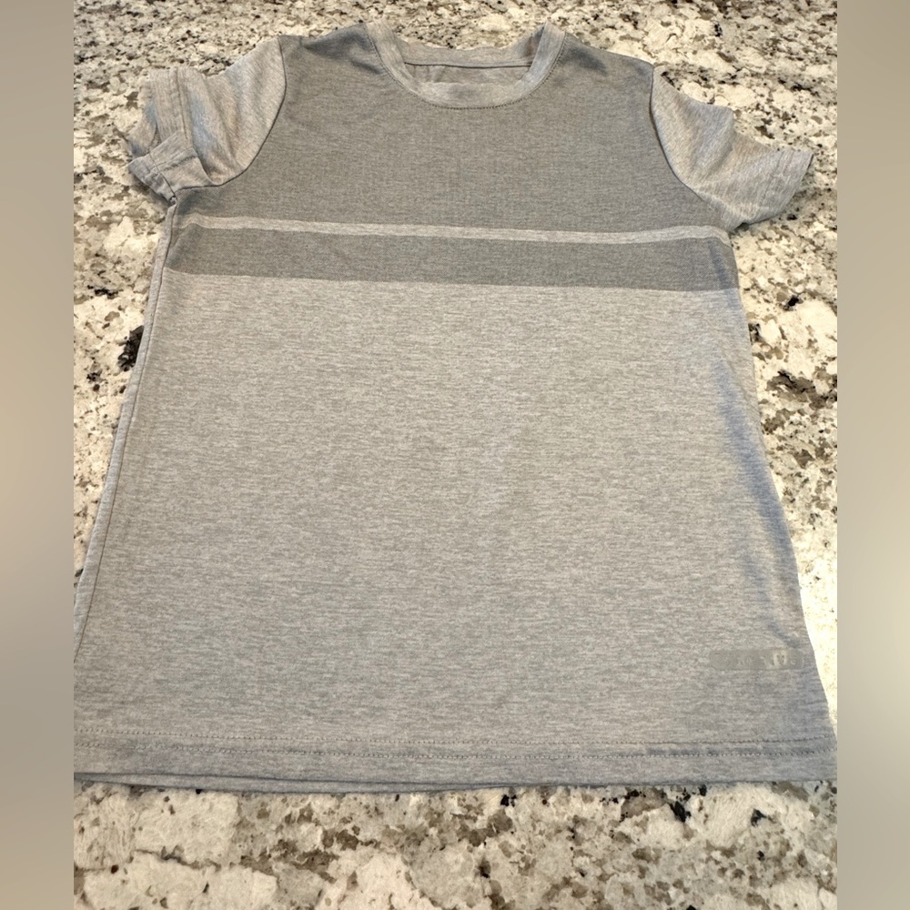 Active USA Gray Kids Short Sleeve Tee